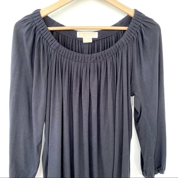 Michael Kors top with 3/4 length sleeves, wide neckline, loose fit, knit - Picture 2 of 7